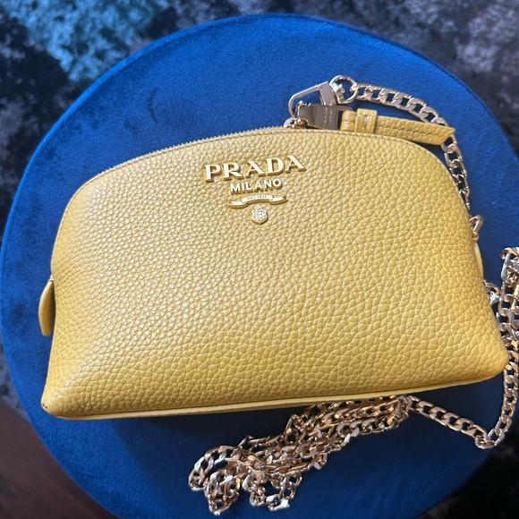 Beautiful brand new Prada vanity pouch! - Picture 4 of 9